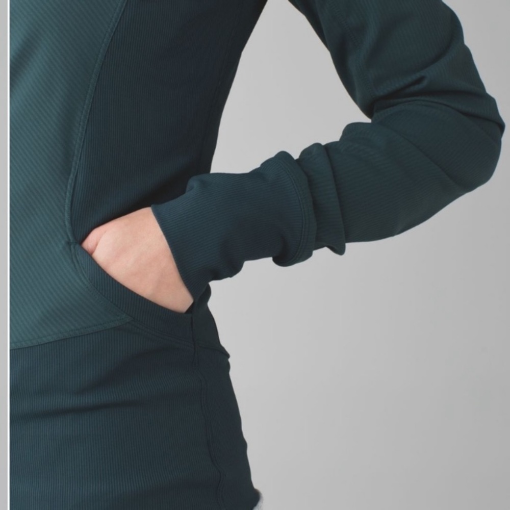 Lululemon In Flux Hooded Jacket Reversible - 6 - Picture 6 of 13